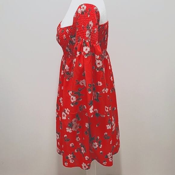 Red Floral Off the Shoulder Mini Dress Belled Sleeves Elastic Top  Size L - Picture 4 of 10